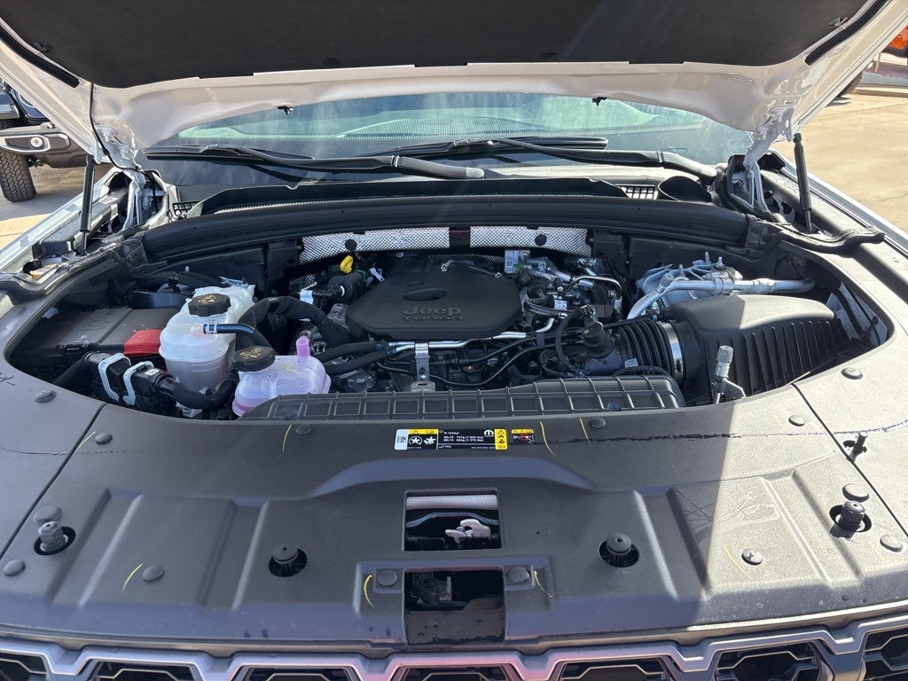 2026 Jeep Grand Cherokee Laredo