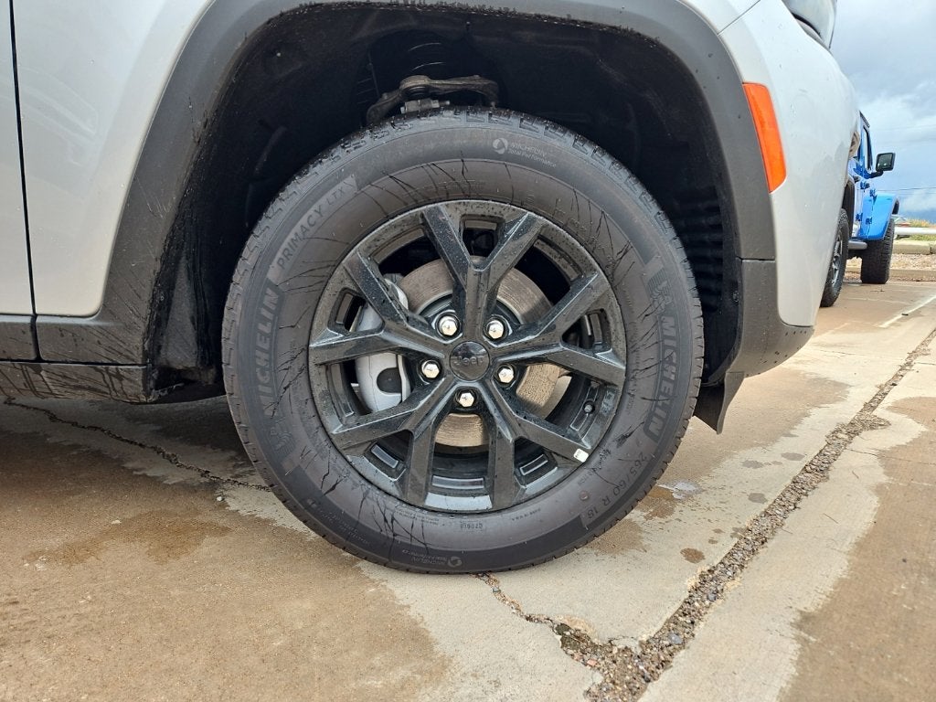 2026 Jeep Grand Cherokee Altitude