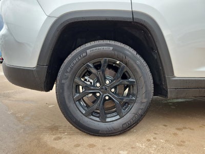 2026 Jeep Grand Cherokee Altitude