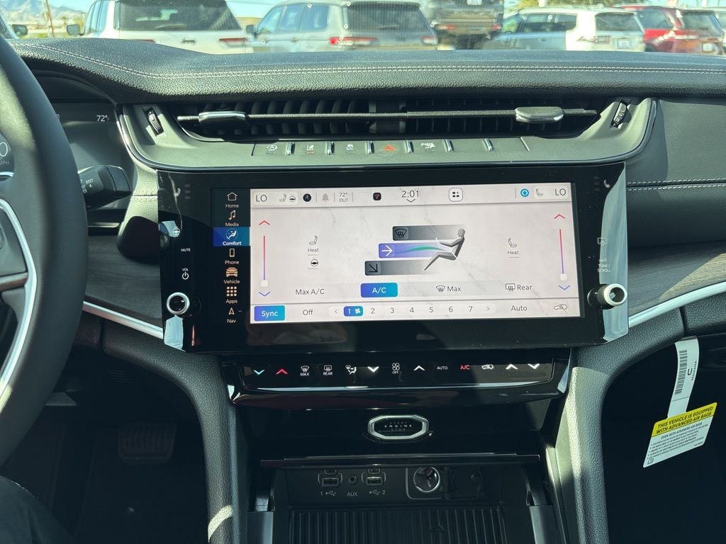 2026 Jeep Grand Cherokee Laredo