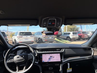 2026 Jeep Grand Cherokee Laredo