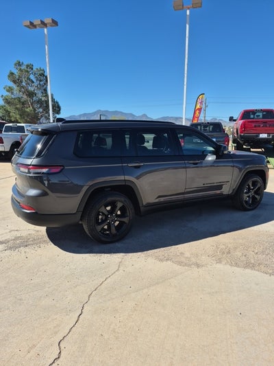 2023 Jeep Grand Cherokee L Altitude