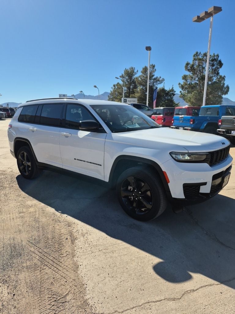 2023 Jeep Grand Cherokee L Altitude