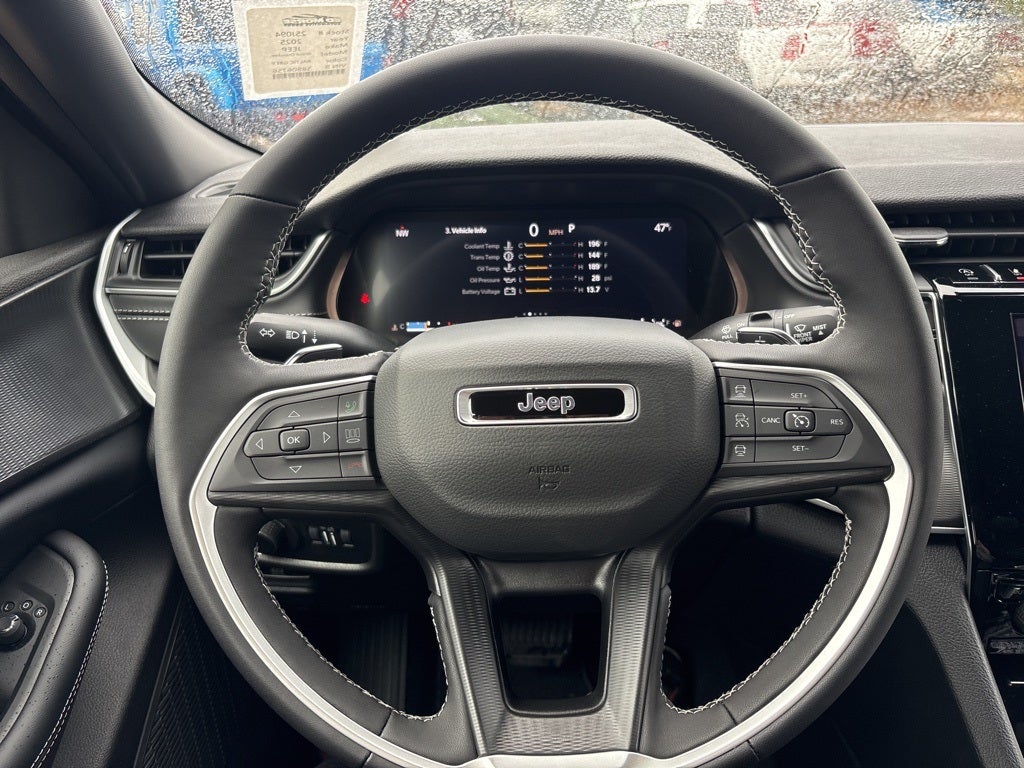 2025 Jeep Grand Cherokee L Laredo