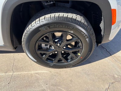 2026 Jeep Grand Cherokee L Laredo