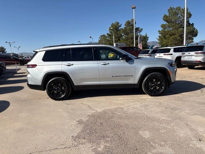2026 Jeep Grand Cherokee L Laredo