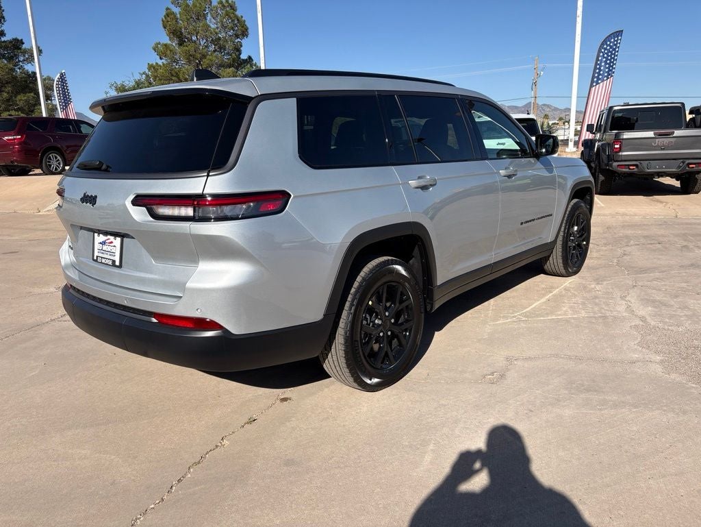 2026 Jeep Grand Cherokee L Laredo
