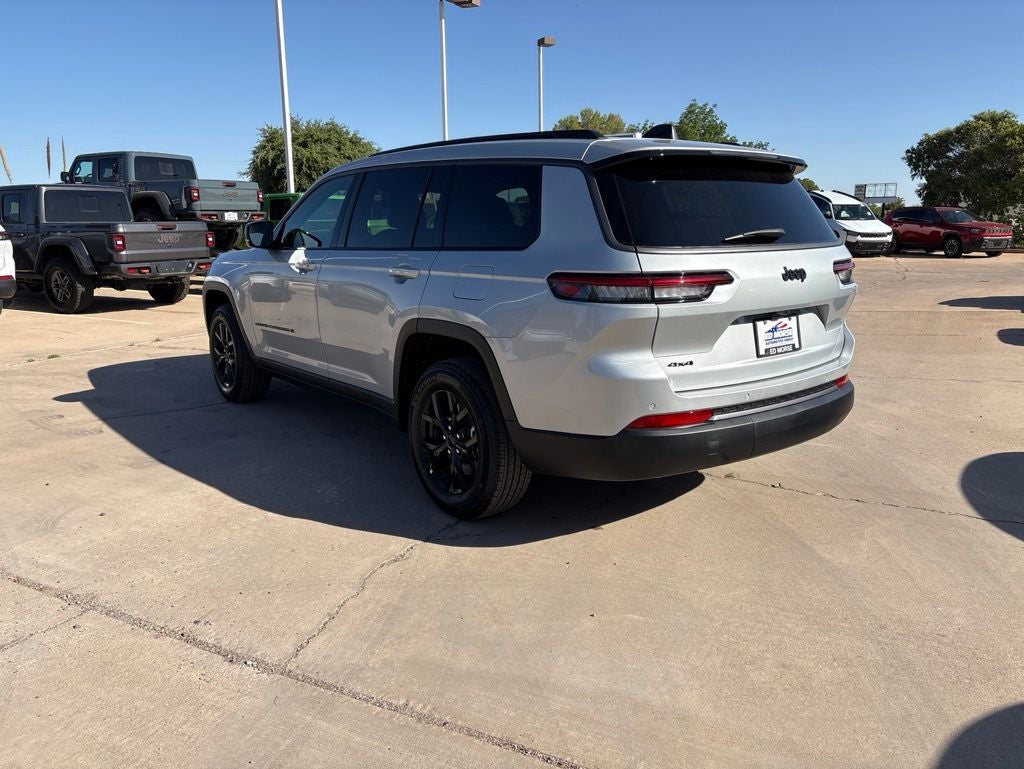 2026 Jeep Grand Cherokee L Laredo
