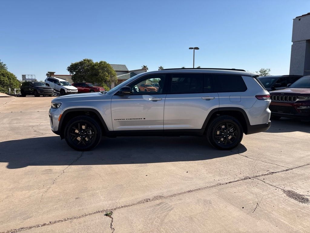 2026 Jeep Grand Cherokee L Laredo