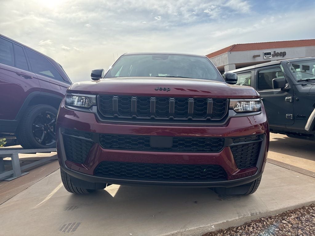 2026 Jeep Grand Cherokee L Laredo