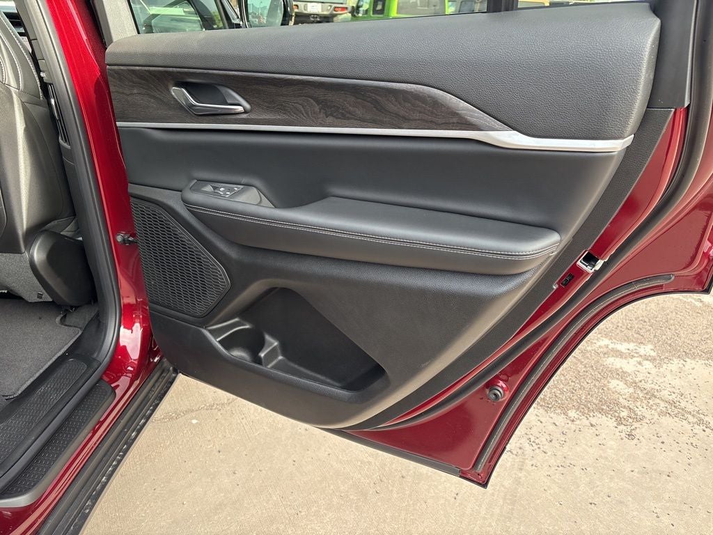 2026 Jeep Grand Cherokee L Laredo