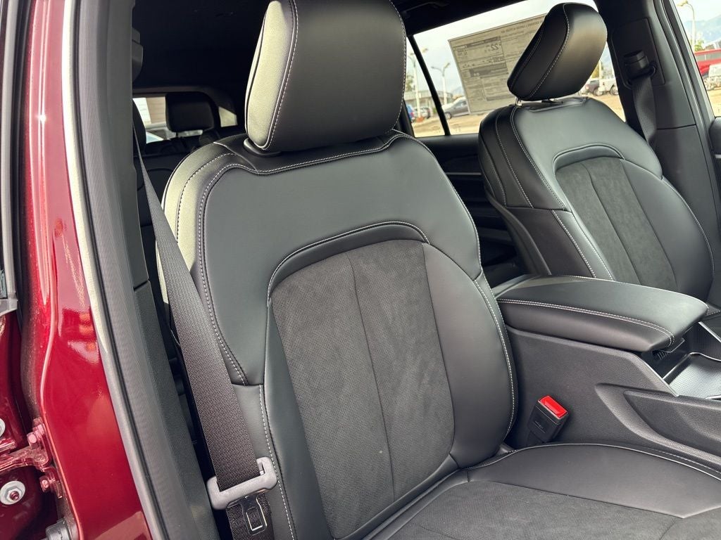 2026 Jeep Grand Cherokee L Laredo