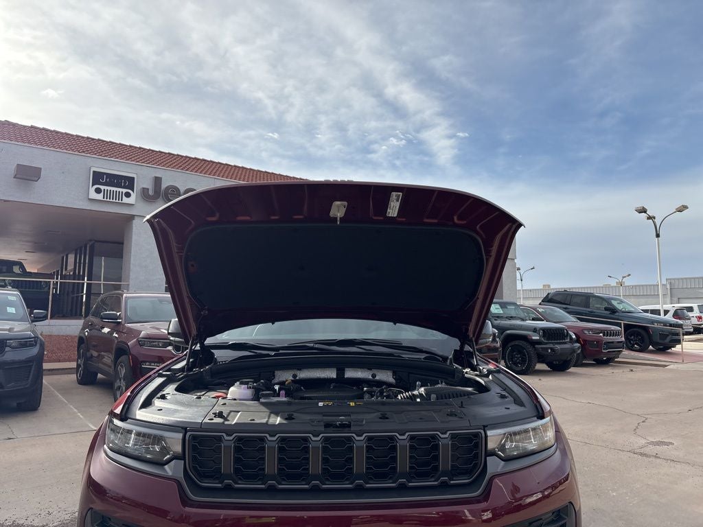2026 Jeep Grand Cherokee L Laredo
