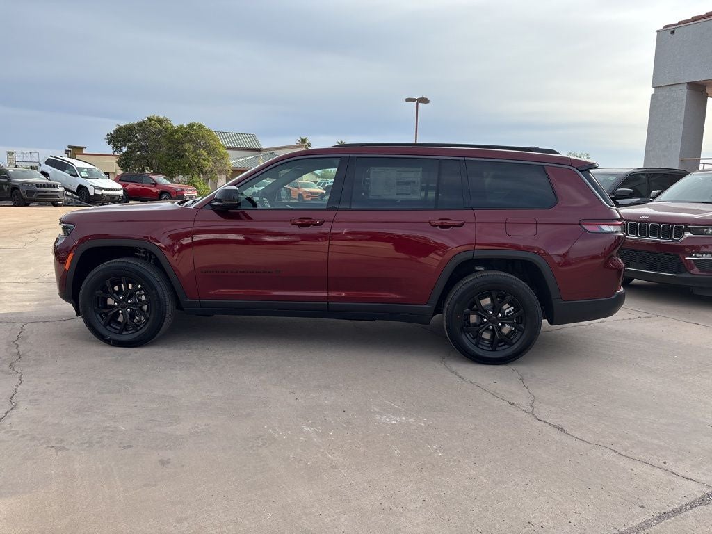 2026 Jeep Grand Cherokee L Laredo