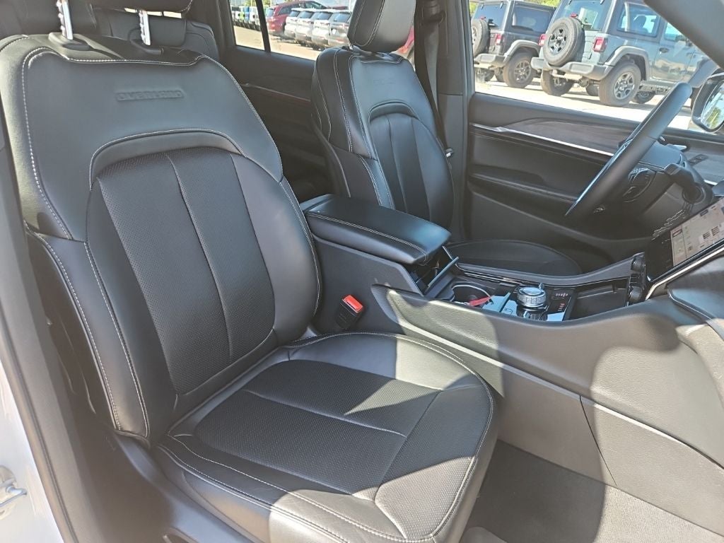 2023 Jeep Grand Cherokee L Overland