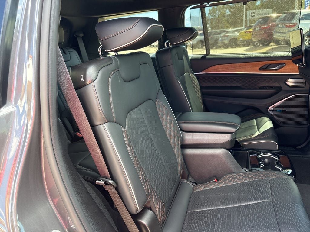 2023 Jeep Grand Cherokee L Summit