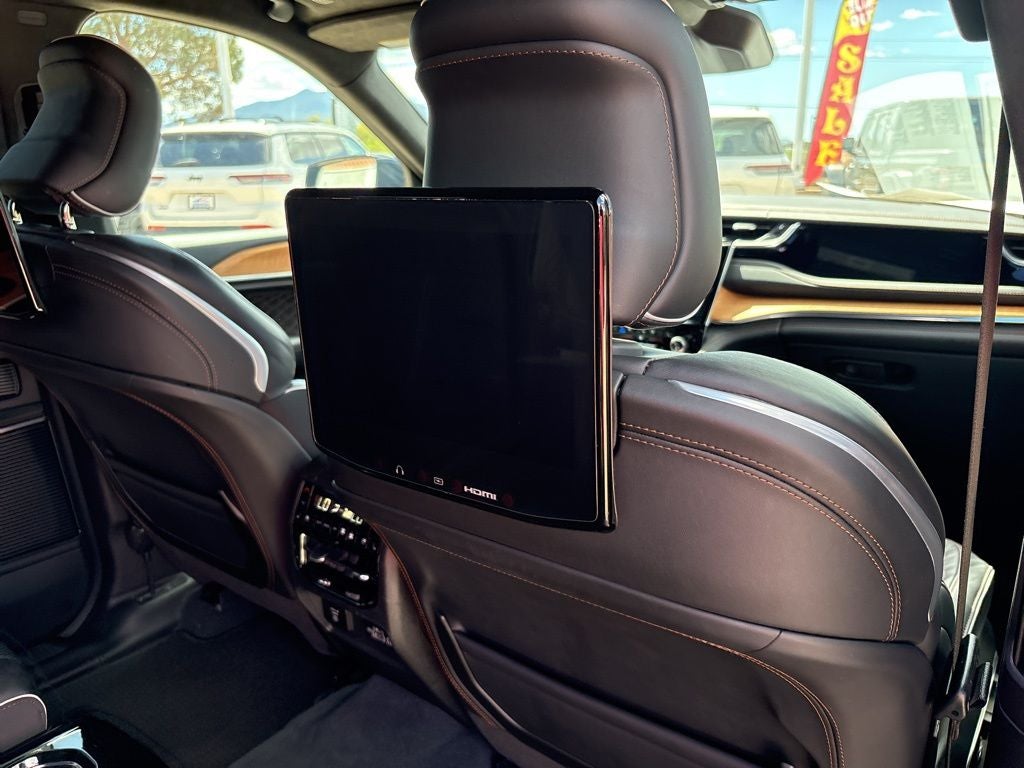2023 Jeep Grand Cherokee L Summit