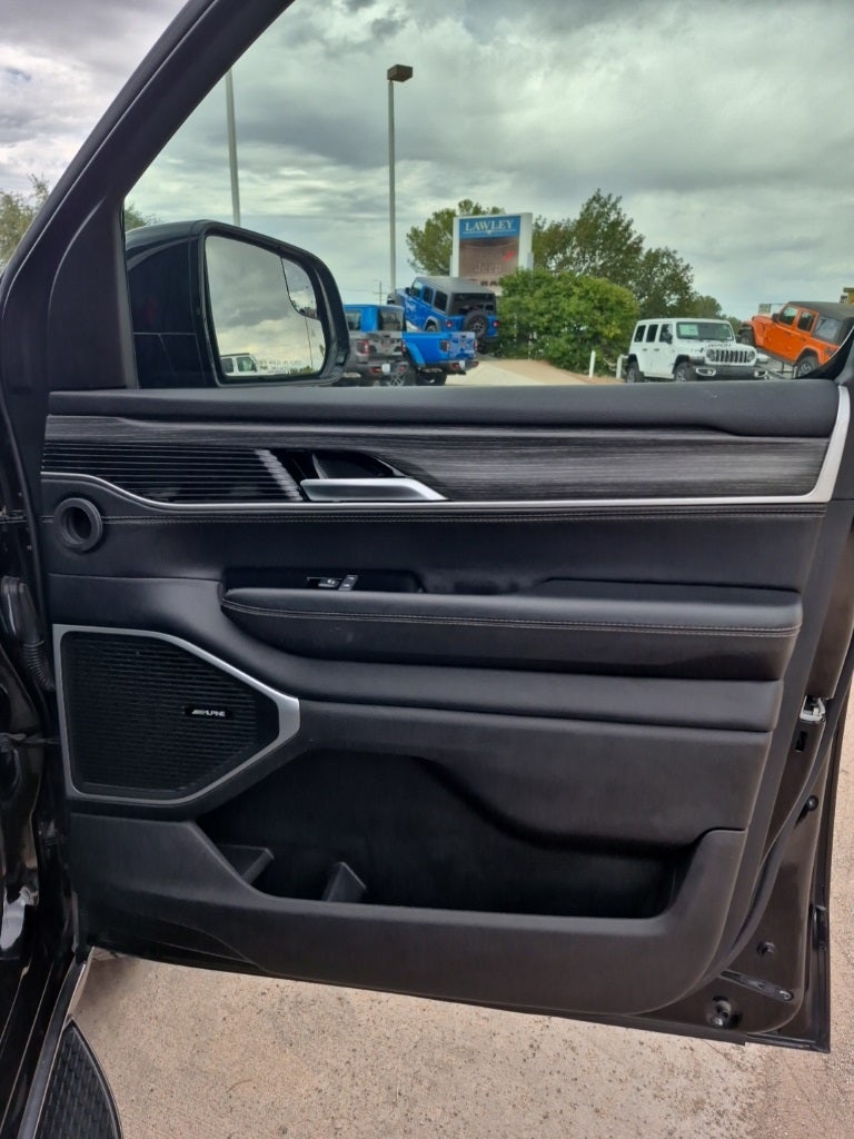 2024 Jeep Wagoneer L Series II