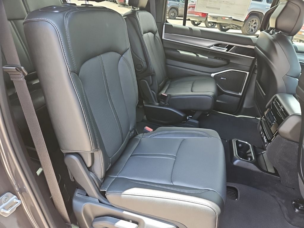 2026 Jeep Grand Wagoneer L Limited Altitude