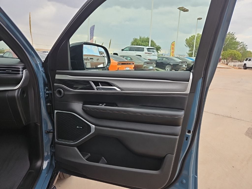 2026 Jeep Grand Wagoneer L Limited Altitude