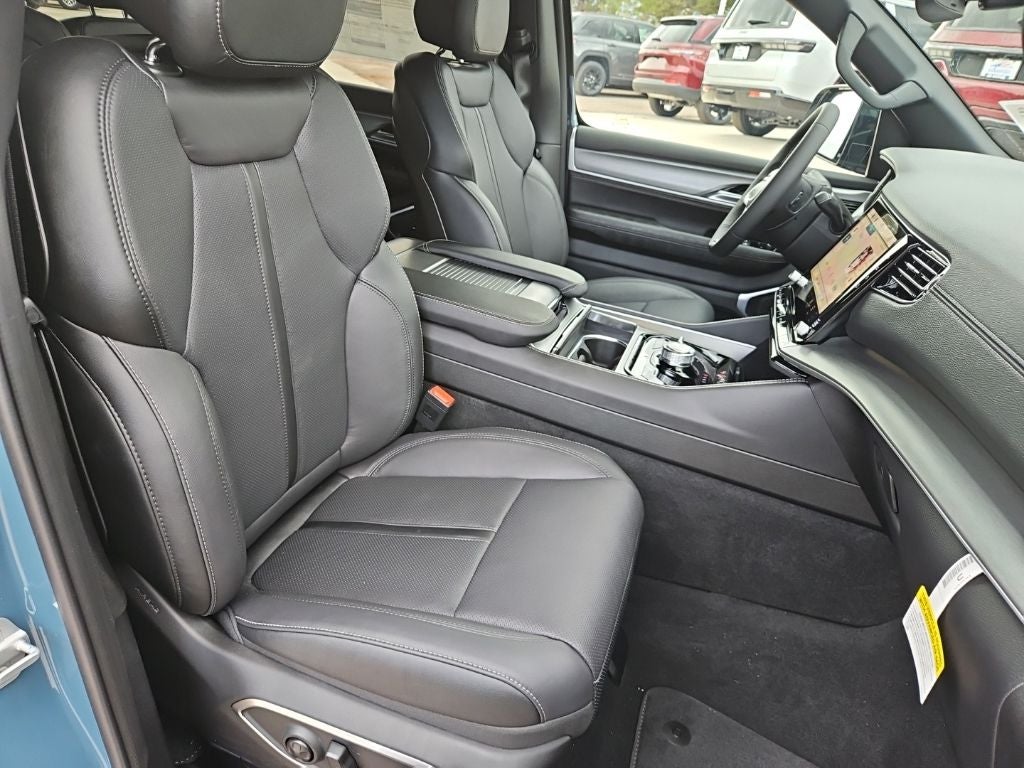 2026 Jeep Grand Wagoneer L Limited Altitude