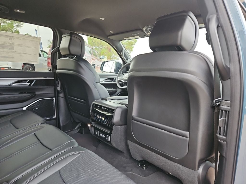 2026 Jeep Grand Wagoneer L Limited Altitude