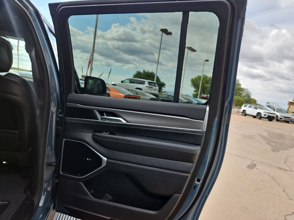 2026 Jeep Grand Wagoneer L Limited Altitude