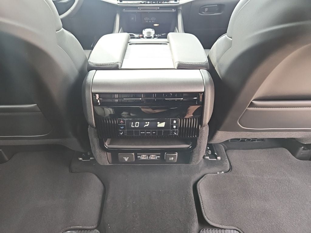 2026 Jeep Grand Wagoneer L Limited Altitude