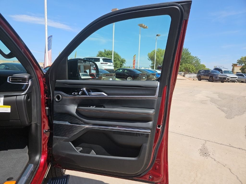2026 Jeep Grand Wagoneer L Summit Reserve