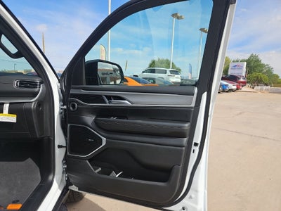 2026 Jeep Grand Wagoneer Upland