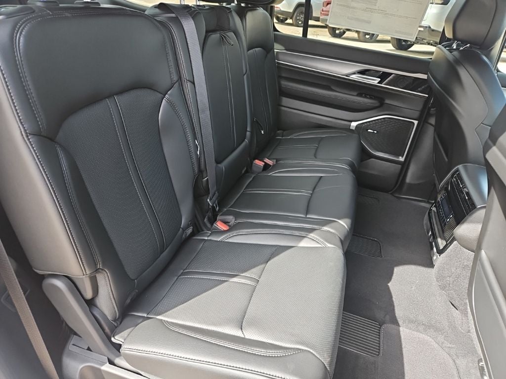 2026 Jeep Grand Wagoneer Upland