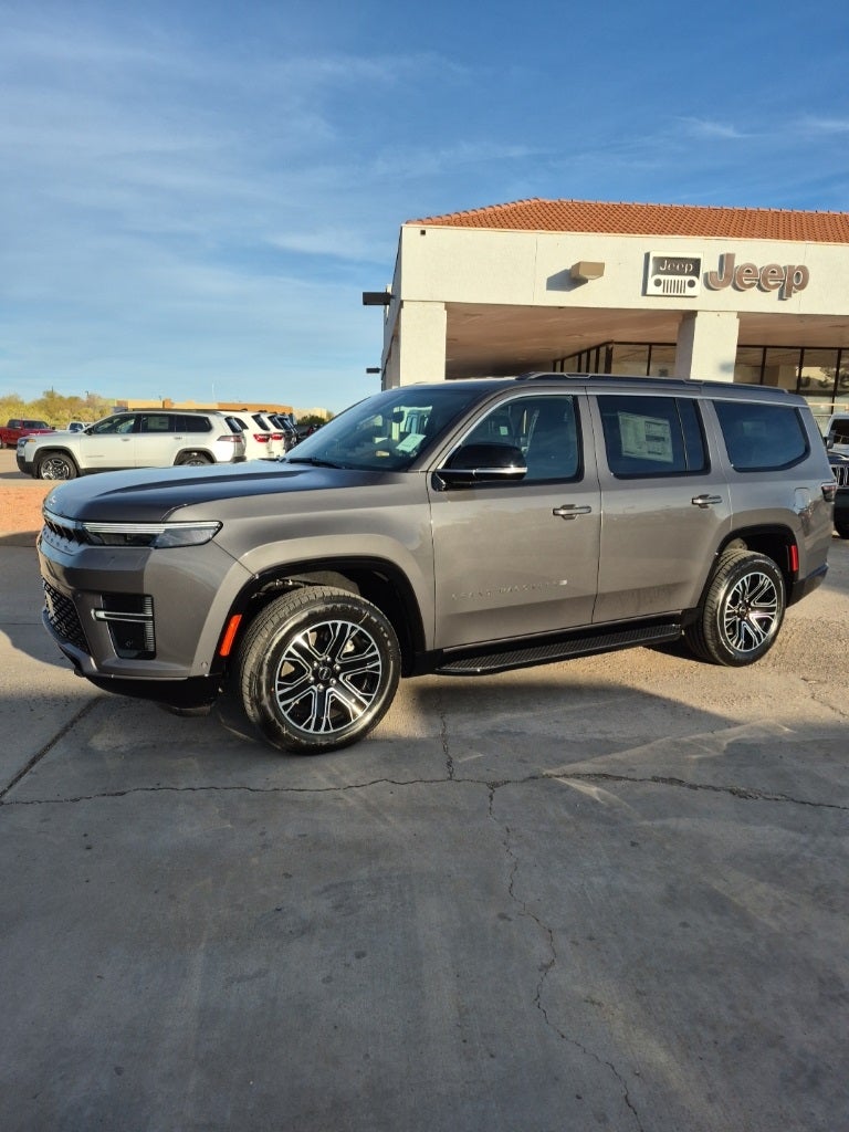 2026 Jeep Grand Wagoneer Base