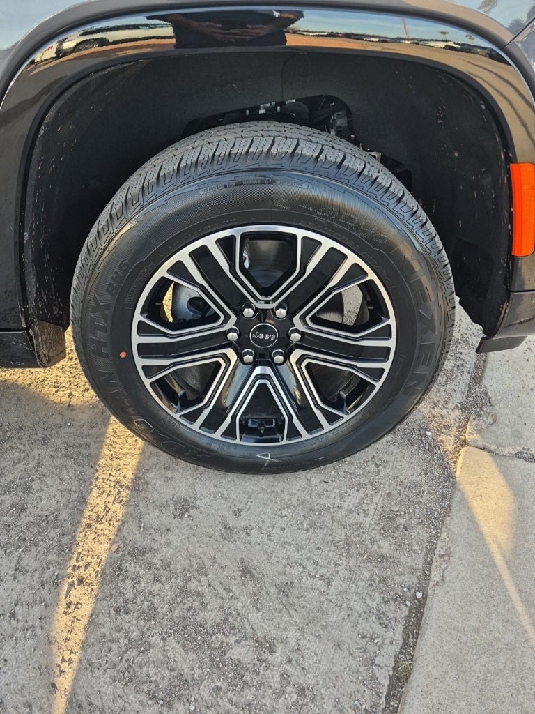 2026 Jeep Grand Wagoneer Base