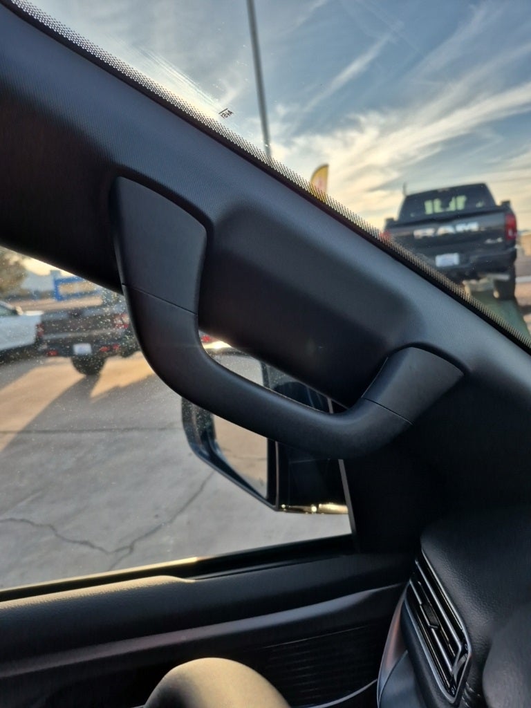 2026 Jeep Grand Wagoneer Base