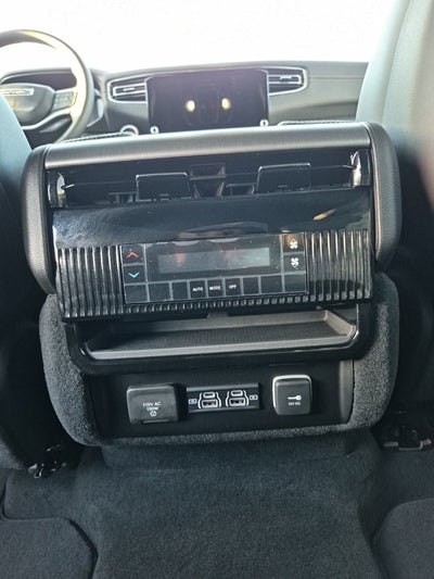 2026 Jeep Grand Wagoneer Base