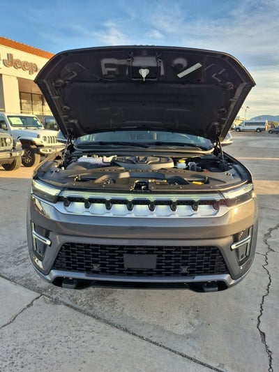 2026 Jeep Grand Wagoneer Base