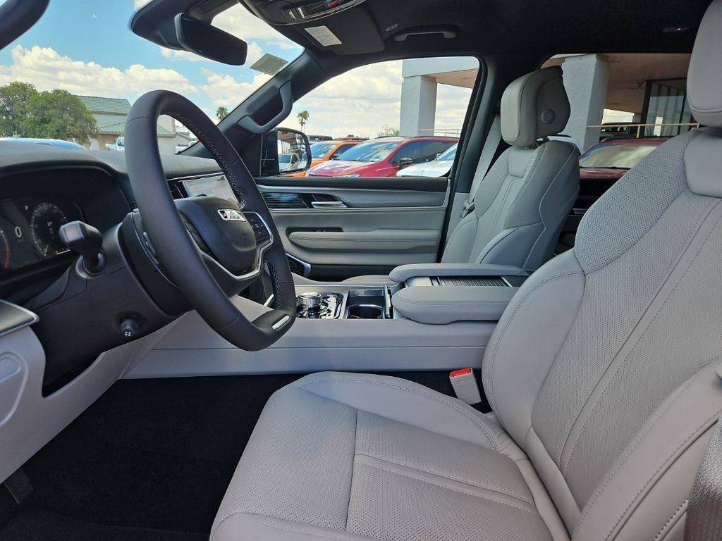 2026 Jeep Grand Wagoneer Limited Altitude