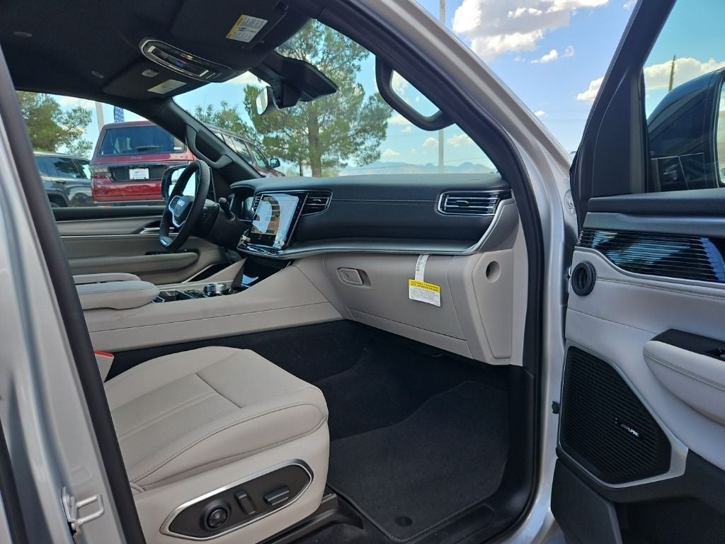 2026 Jeep Grand Wagoneer Limited Altitude