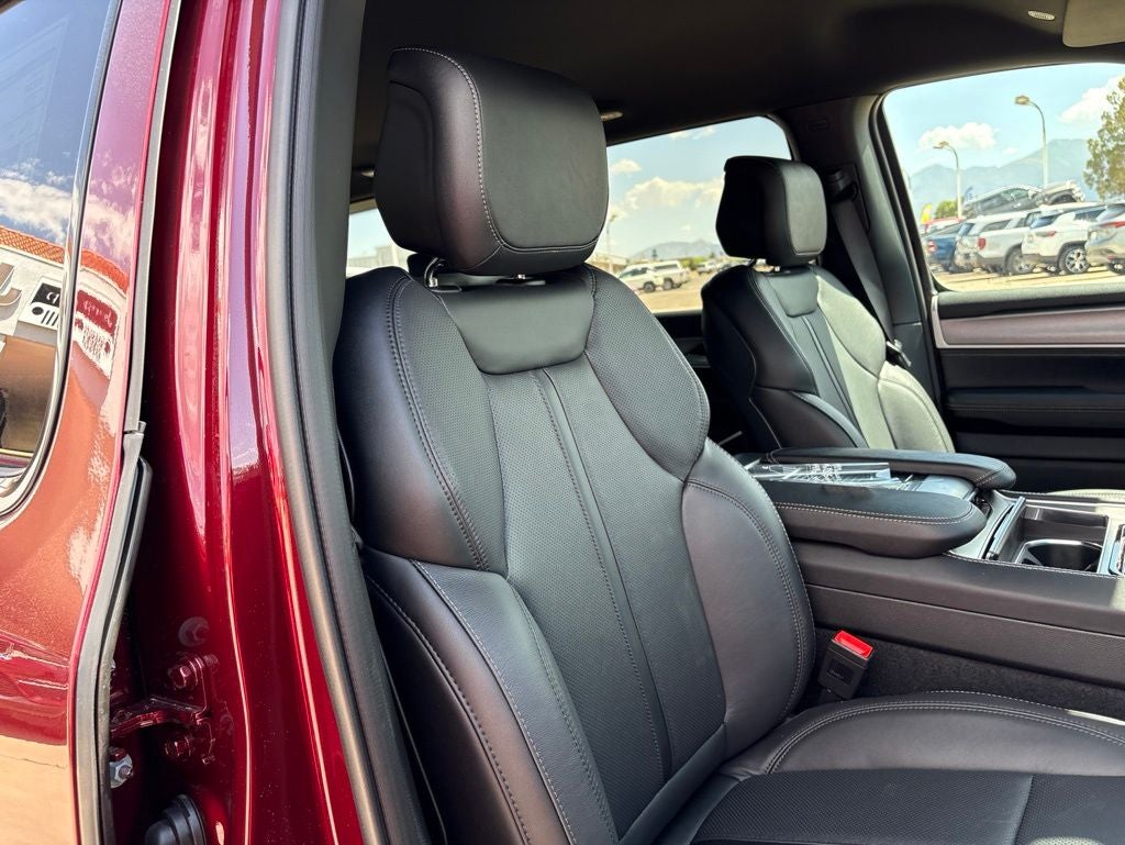 2026 Jeep Grand Wagoneer Limited Altitude