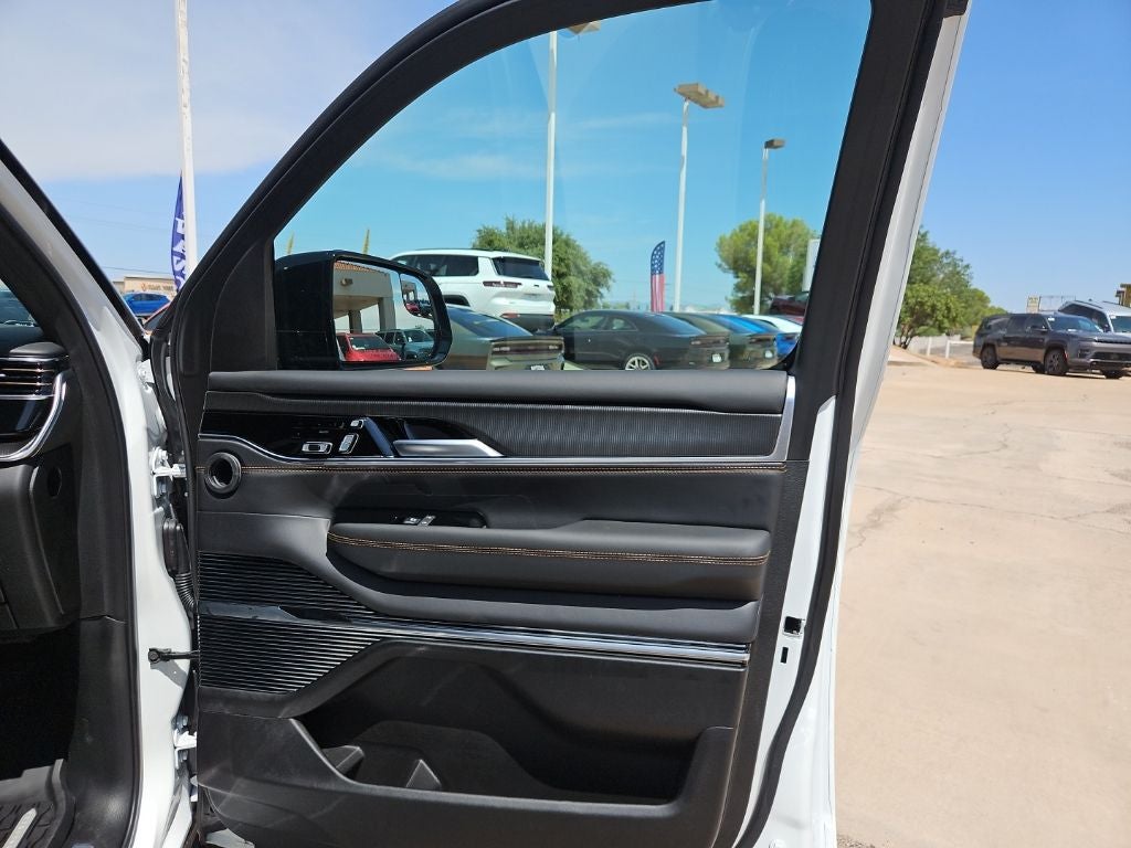 2026 Jeep Grand Wagoneer Summit Reserve