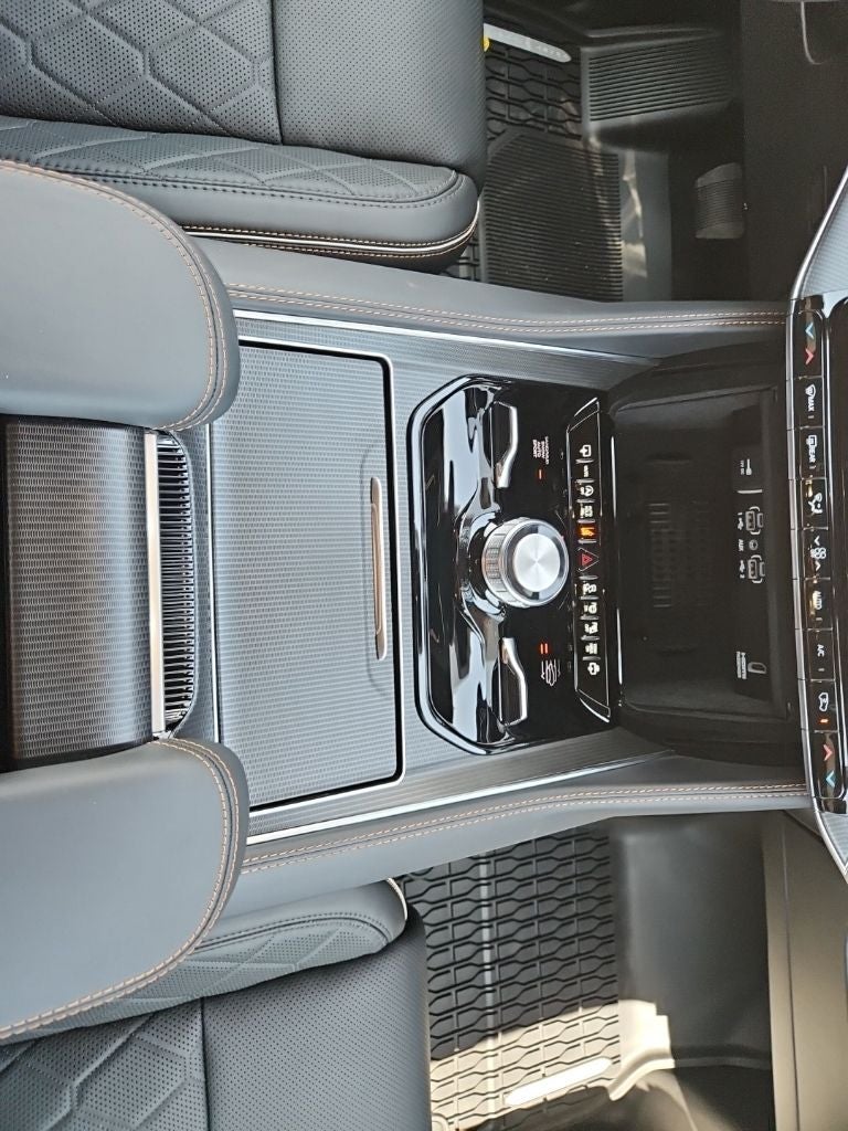 2026 Jeep Grand Wagoneer Summit Reserve