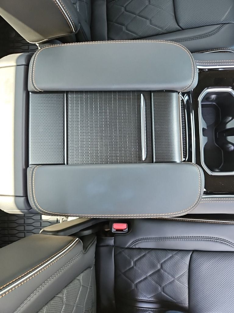 2026 Jeep Grand Wagoneer Summit Reserve