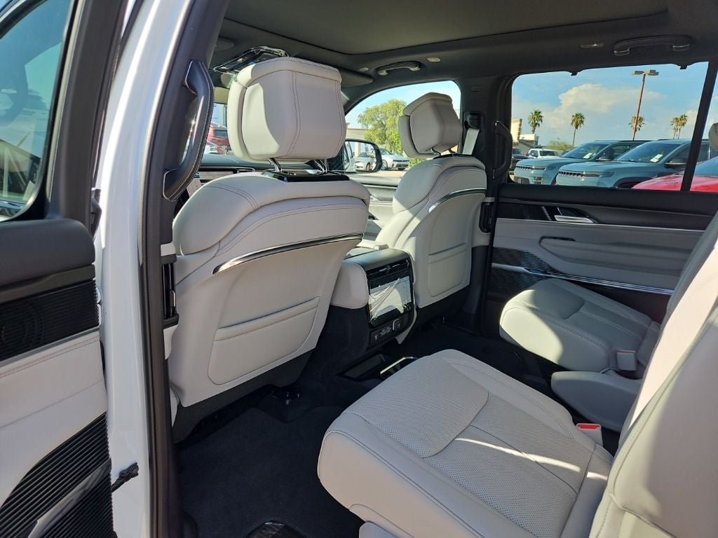 2026 Jeep Grand Wagoneer Summit Obsidian