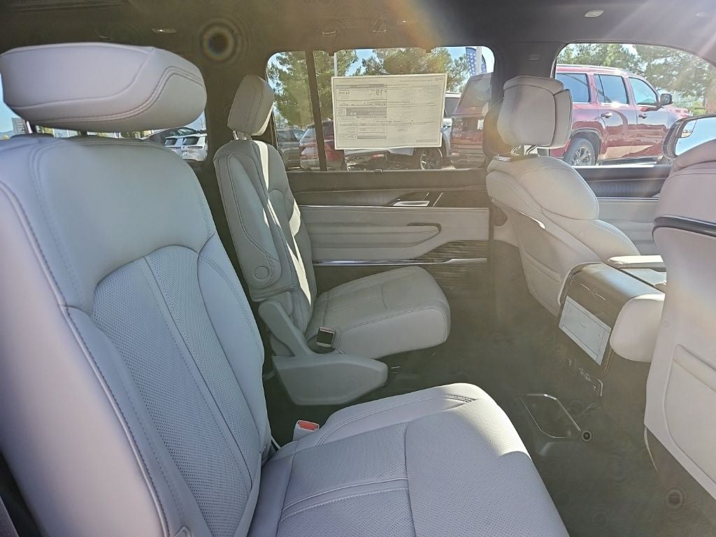 2026 Jeep Grand Wagoneer Summit Obsidian