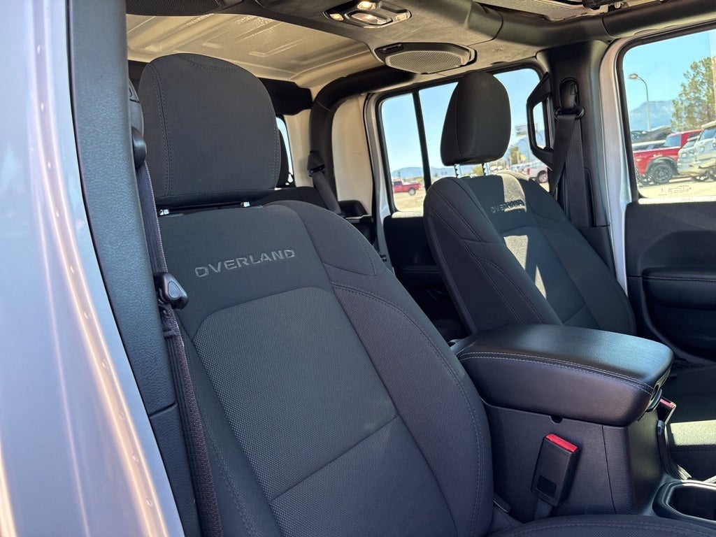 2023 Jeep Gladiator Overland