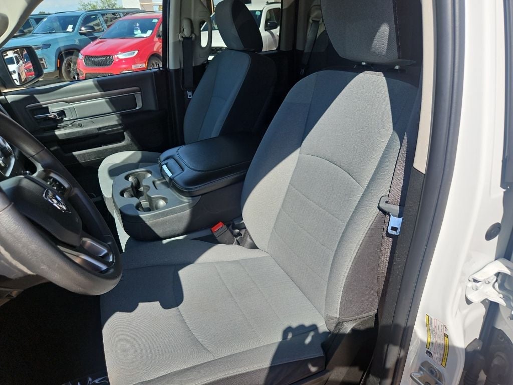 2024 RAM 1500 Classic SLT