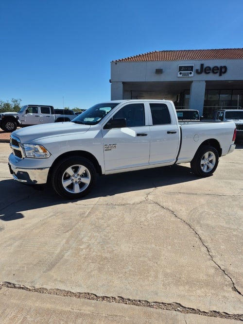 2024 RAM 1500 Classic SLT
