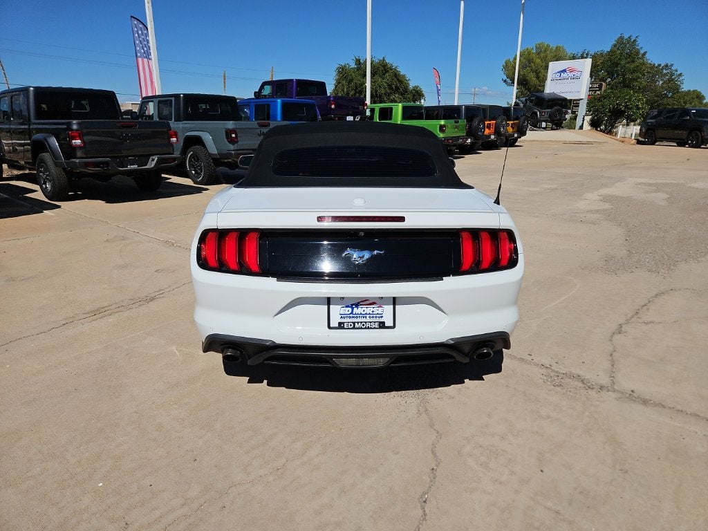 2022 Ford Mustang EcoBoost Premium
