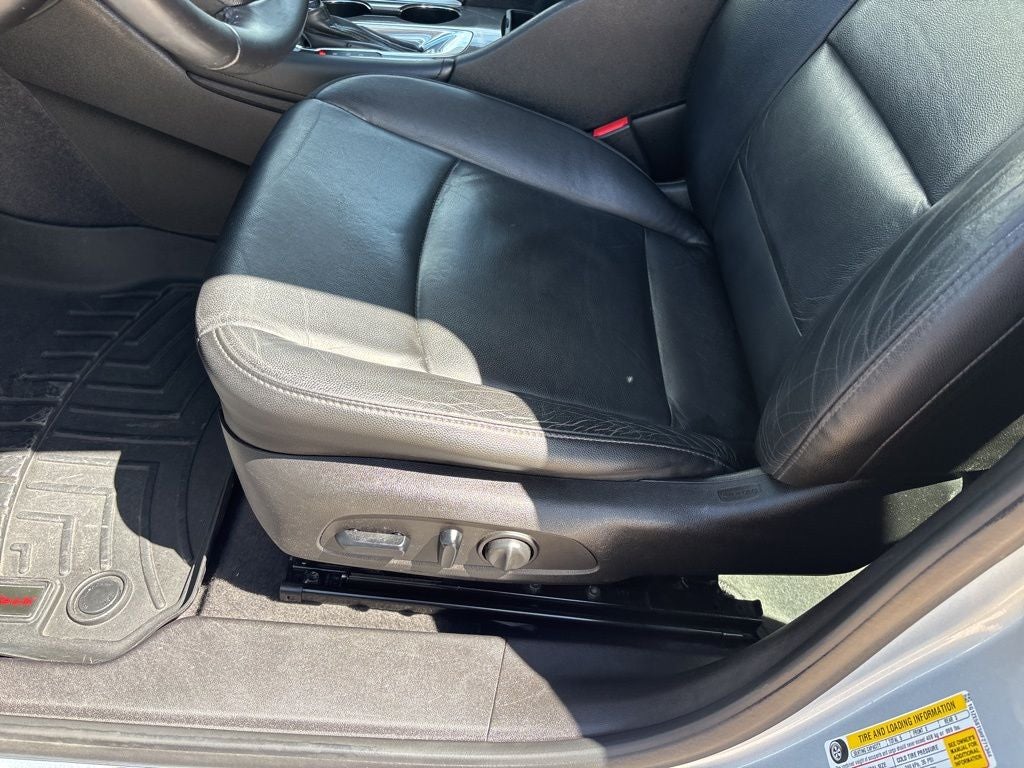 2017 Chevrolet Malibu LT 1LT