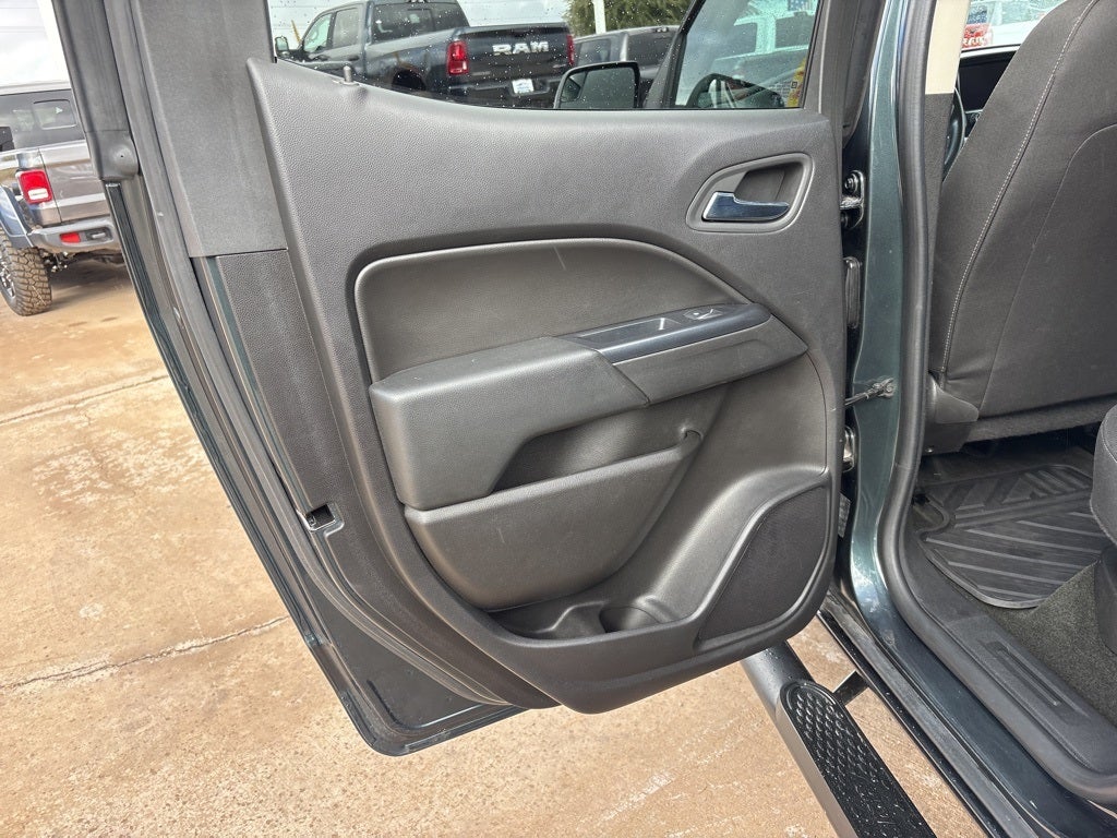 2017 Chevrolet Colorado LT